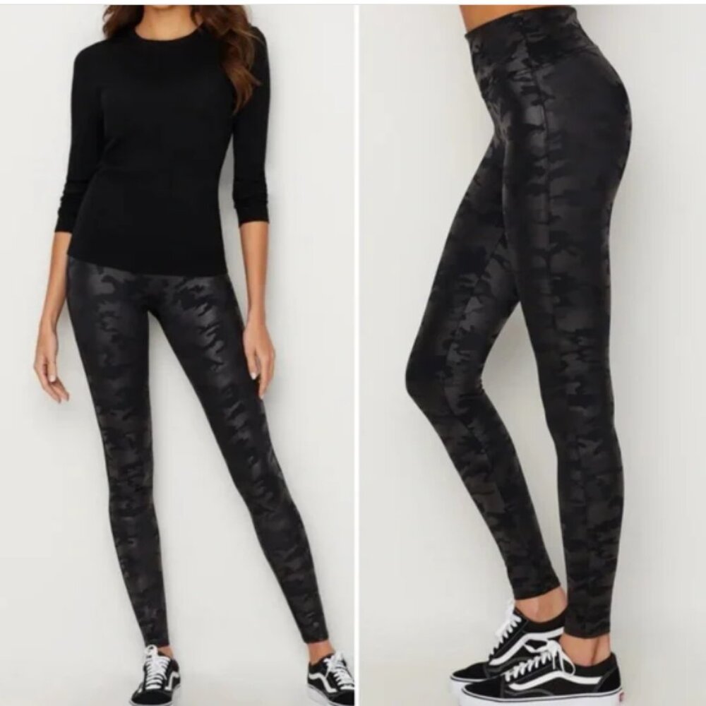 Spanx 20185R Black‎ Faux Leather Camo Leggings Size Xlarge NWOT